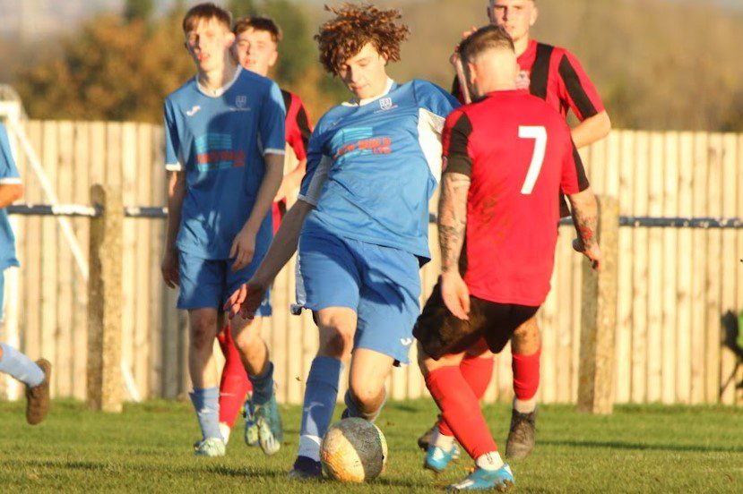 FINBARR’S GALLERY; RESERVES v RAUNDS TOWN RESERVES