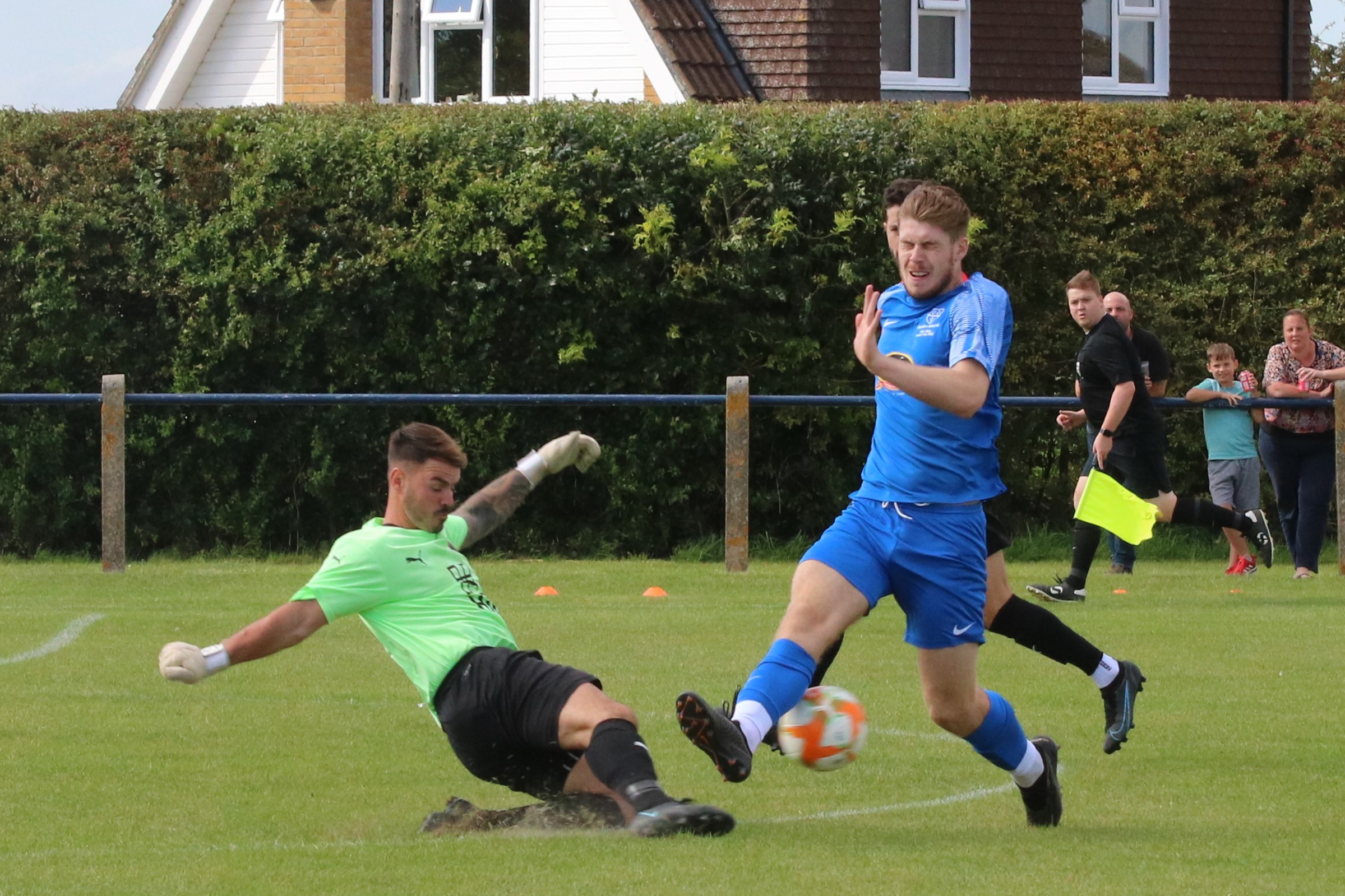COOKS TAKE A POINT AT HOME TO HISTON